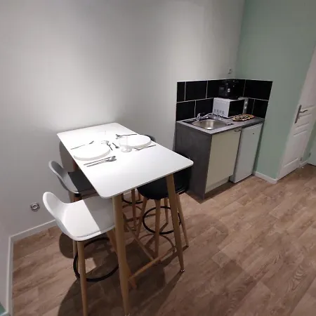 Ng Suitehome - Lille I Centre I Coq Francais - Balneo - Netflix - Wifi * Roubaix